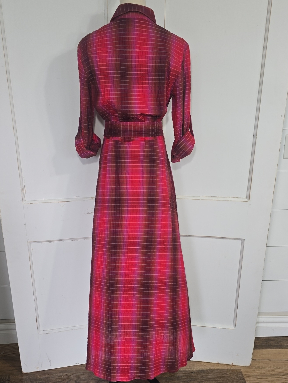 Finley Plaid Maxi Shirt Dress M Red Pink Purple Belted Roll Up  Sleeve 70s Style - Picture 4 of 6